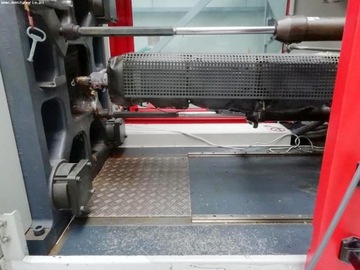 Термопластавтомат FERROMATIK MILACRON ELEKTRA 155