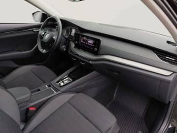 Skoda Octavia IV Liftback 2.0 TDI 150KM 2023 Skoda Octavia 2.0TDI 150KM Ambition DSG SerwisASO Kessy Led Kamera SmartLi, zdjęcie 15