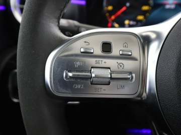 Mercedes CLA C118/X118 Shooting Brake Plug-In 1.3 250e 218KM 2021 Mercedes CLA 250 PHEV Multibeam LED, zdjęcie 34