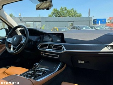 BMW X7 SUV Facelifting 3.0 40i 381KM 2022 BMW X7 xDrive40i, 3.0L 3.0 Benzyna 382KM, zdjęcie 11