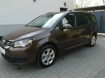 Volkswagen Touran II 1.6 TDI 105KM 2011 Volkswagen Touran 1.6 TDI 105KM Klimatronic, zdjęcie 9