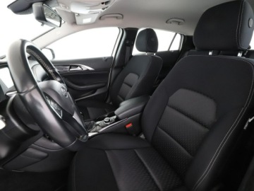 Infiniti Q30 1.5D 109KM 2017 Infiniti Q30 Bluetooth ks.serwisowa, zdjęcie 12