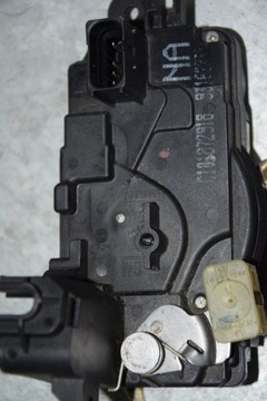 OPEL OE 13210748 ZÁMEK DVEŘE