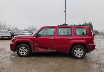 Jeep Patriot 2009 Jeep Patriot 2009r, 2.0 Benzyna. AUTOMAT. Lekko uszkodzony lewy bok. Jezd, zdjęcie 17