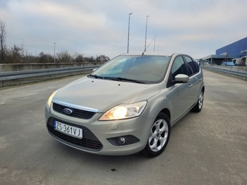 Ford Focus II Hatchback 5d 1.6 Duratec 100KM 2010 Ford Focus 1.6i Klimatronik I wlasciciel Bezwypadkowy 1.6 Benzyna 100KM