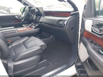 Lincoln Navigator III 2023 Lincoln Navigator Reserve L 2023 3.5L 3.5 Benzyna 440KM, zdjęcie 9