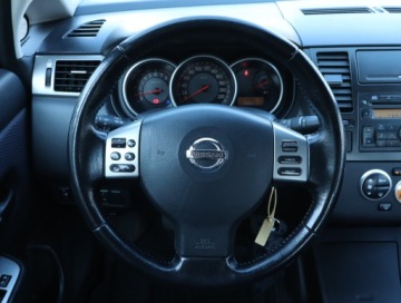 Nissan Tiida Sedan 1.6 i 110KM 2009 Nissan Tiida 1.6 i 16V, Klima, Klimatronic,ALU, zdjęcie 17