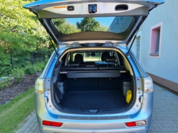 Mitsubishi Outlander III 2013 Mitsubishi Outlander Outlander III 2.0 PHEV Plug-In Hybrid Instyle 4WD 4x4, zdjęcie 13