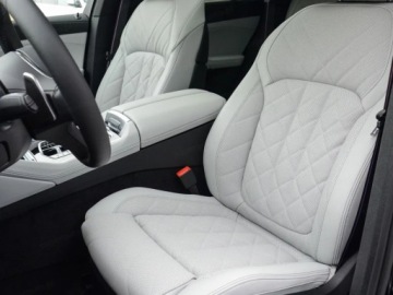 BMW X6 G06 SUV Facelifting 3.0 40d 352KM 2025 BMW X6 xDrive40d Sport Suv 3.0 (352KM) 2025, zdjęcie 3