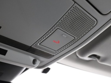 Land Rover Range Rover Evoque I SUV 5d Facelifting 2.0D TD4 150KM 2018 Land Rover Range Rover Evoque 2.0 Td4 Automat, zdjęcie 32