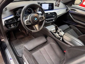 BMW Seria 5 G30-G31 Limuzyna 520d 190KM 2017 BMW Seria 5 Zapraszam cie, zobacz jaka piekna 5 w m pakiecie mam dla cieie, zdjęcie 23
