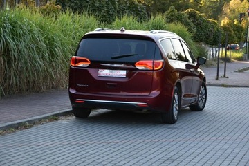 Chrysler Pacifica II 3.6 V6 291KM 2020 Chrysler Pacifica 3.6 GAZ 2020r. Touring L Plus, zdjęcie 5