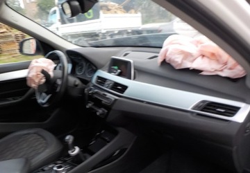 BMW X1 F48 Crossover sDrive18d 150KM 2017 BMW X1 Okazja 2.0 Diesel 150KM, zdjęcie 17