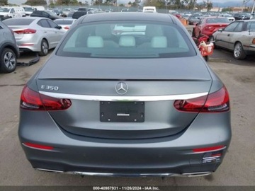 Mercedes Klasa E W214 2023 Mercedes-Benz Klasa E 2023r., 2.0L 2.0 Benzyna 255KM, zdjęcie 7