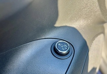 Opel Astra K Sports Tourer 1.4 Turbo 125KM 2019 Opel Astra 1.4T 125KM Navi Kamera PDC Asystent pasa lusterek Polskory AGR, zdjęcie 22