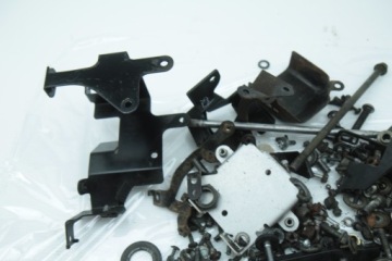 YAMAHA FAZER FZ6 S S1 04-06 БОЛТЫ ВИНТЫ