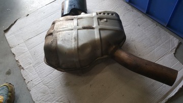 Tłumik końcowy ACTIVE-- AUDI RS4 RS5 8W0253611Q demontaż