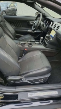 Ford Mustang VI Convertible Facelifting 2.3 EcoBoost 290KM 2019 Ford Mustang 2,3 benzyna 290 KM automat zarejestrowany 2.3 Benzyna 289KM, zdjęcie 15