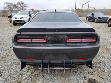 Dodge Challenger III 2017 Dodge Challenger SXT 2017 3.6l 3.6 Benzyna 305KM, zdjęcie 2