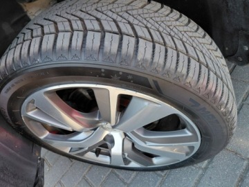 Peugeot 2008 I SUV Facelifting 1.2 PureTech 110KM 2016 Peugeot 2008 Panorama Navi Klimatronik Alu PDC Hak 1.2 Benzyna 110KM, zdjęcie 7