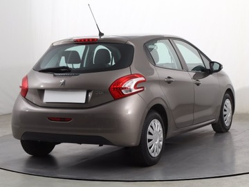 Peugeot 208 I Hatchback 3d 1.2 VTI 82KM 2014 Peugeot 208 1.2 PureTech, Navi, Klima, Tempomat, zdjęcie 4