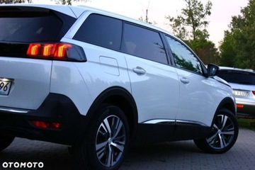 Peugeot 5008 II Crossover Facelifting 1.5 BlueHDi 130KM 2021 Peugeot 5008 Peugeot 5008 1.5 BlueHDI Allure SampS 1.5 Diesel 130KM, zdjęcie 13