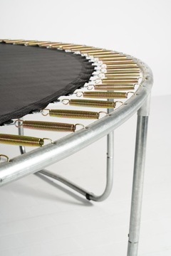 Безопасный садовый батут JUMPI 8 футов 252 см