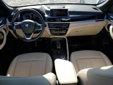 BMW X1 U11 2022 BMW X1 2022, 2.0L, 4x4, po gradobiciu 2.0 Benzyna 228KM, zdjęcie 6