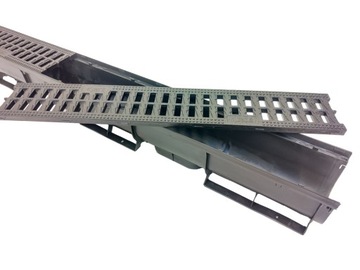 ЛИНЕЙНЫЙ ДРЕНАЖ ПЛАСТИК/ПЛАСТИК 90 ЖЕЛУДОК