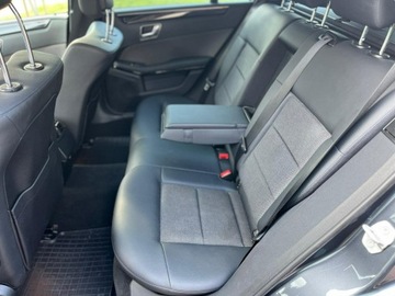 Mercedes Klasa E W212 Kombi 200 CGI BlueEFFICIENCY 184KM 2011 Mercedes E 200 Benz E212 Avantgarde, zdjęcie 16