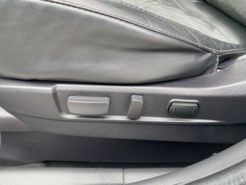 Mitsubishi Outlander III SUV PHEV Facelifting 2020 2.4 PHEV 224KM 2021 Mitsubishi Outlander HYBRYDA PHEV AUTOMAT NAWIGACJA LEDY KAMERA SKORY 4X4, zdjęcie 18