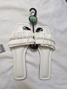 PRIMARK KLAPKI WIDE FIT PADDED SOLE WHITE 42 (9UK)