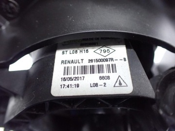 HALOGEN PRAVÝ ORIGINÁLNÍ 261500097R SMART FORFOUR II 453 17R