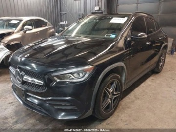 Mercedes GLA II 2021 Mercedes-Benz GLA 2021r., 250, od ubezpieczalni 2.0 Benzyna 221KM, zdjęcie 2