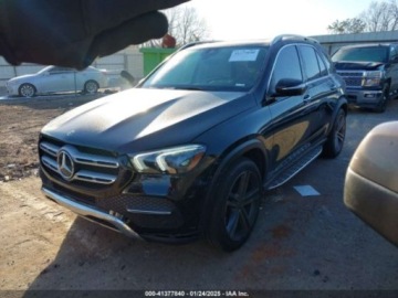 Mercedes GLE V167 2022 Mercedes-Benz GLE 350, 2022r., 2.0L 2.0 Benzyna 255KM, zdjęcie 1