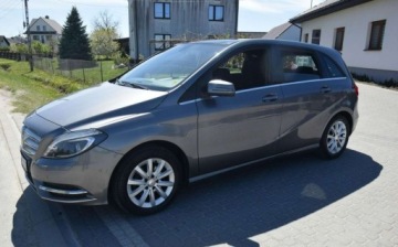 Mercedes Klasa B W246 Sports Tourer 180 CDI 109KM 2014 Mercedes-Benz Klasa B 1.5D Automat Navi Kamera PDC Oryginal Lakier Tempoma, zdjęcie 7