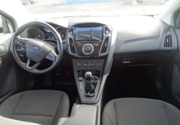 Ford Focus III Kombi Facelifting 1.0 EcoBoost 100KM 2015 Ford Focus 1.0BENZ Bezwypoadkowy Oplacony Super Stan Benzyna 100KM, zdjęcie 12