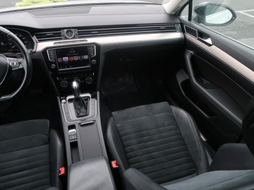 Volkswagen Passat B8 Variant 2.0 TDI BlueMotion SCR 150KM 2016 VW Passat 2.0 TDI, Salon Polska, Serwis ASO, zdjęcie 7