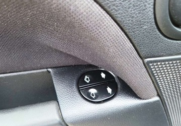 Ford Fiesta VI 2006 Ford Fiesta 1,3 Ben Klima 1.3 Benzyna 60KM, zdjęcie 10