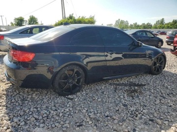 BMW Seria 3 E90-91-92-93 2010 BMW M3 2010 4.0l 4.0 Benzyna 414KM, zdjęcie 3