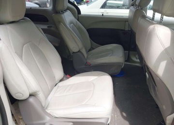 Chrysler Pacifica II 2021 Chrysler Pacifica Touring L, Hybrid V6, od ubezpieczalni 3.6 Hybryda 260KM, zdjęcie 9