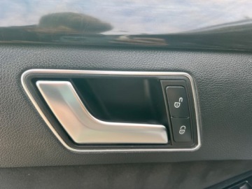 Mercedes Klasa E W212 2015 Mercedes-Benz Klasa E SALON POLSKA AUTOMAT POLSKORY PARKTRONIC TEMPOMAT GR, zdjęcie 18