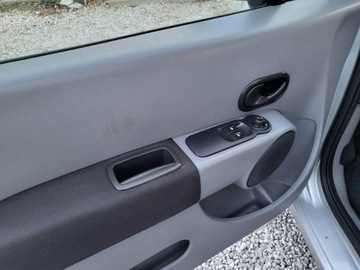 Renault Modus Hatchback 1.2 i 16V 75KM 2008 Renault Modus 1.2 75 KM I Właściciel Mały, zdjęcie 24