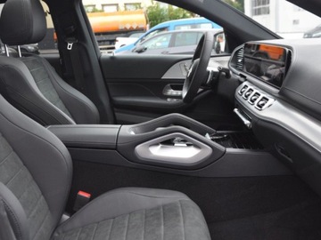 Mercedes GLE V167 SUV Facelifting 2.0 300d 269KM 2025 GLE Coupe 300 d 4-Matic AMG Line 2.0 (269KM) 2025, zdjęcie 5