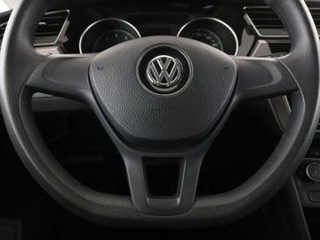 Volkswagen Touran III 1.2 TSI 110KM 2017 Volkswagen Touran navigacja klimatyzacja grzane, zdjęcie 20