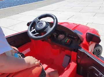 MERCEDES GTR AMG КОЖА, EVA Автомобиль на аккумуляторе