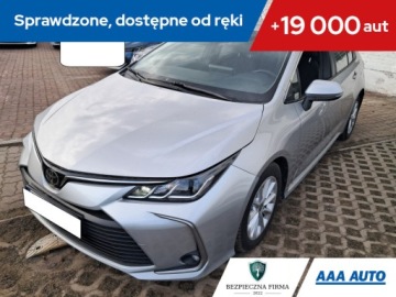 Toyota Corolla XII Sedan 1.5 VVT-i 125KM 2022 Toyota Corolla 1.5 VVT-i, Salon Polska
