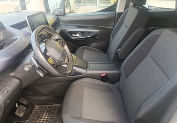 Peugeot Rifter Standard 1.2 PureTech 130KM 2021 Peugeot Rifter Pierwszy wlasciciel. Salon Polska 1.2 Benzyna 131KM, zdjęcie 5