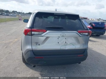 Toyota 2023 Toyota RAV4 2023r., LE, od ubezpieczalni 2.5 Benzyna 203KM, zdjęcie 5