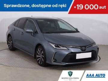 Toyota Corolla XII Sedan 1.5 VVT-i 125KM 2022 Toyota Corolla 1.5 VVT-i, Salon Polska